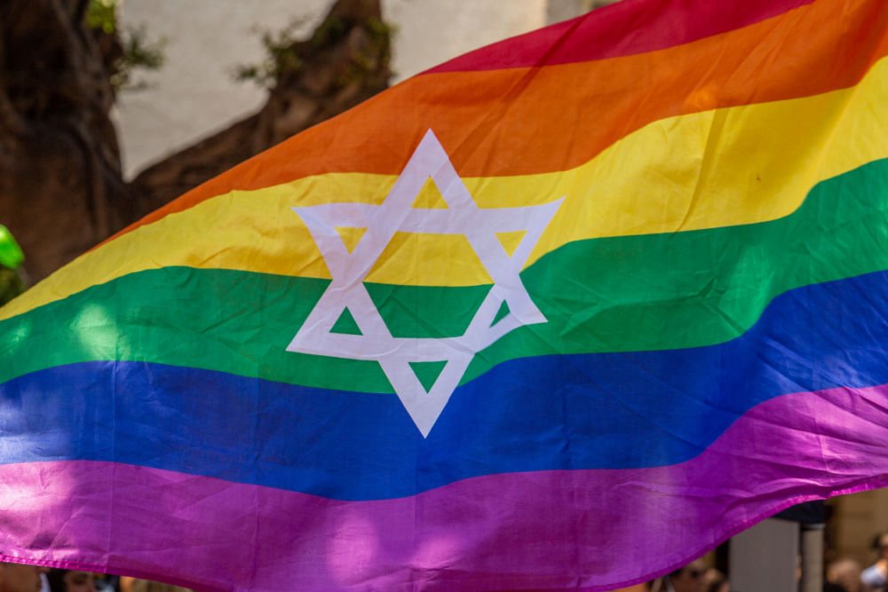 Seeing Progress and Potential, Jewish LGBTQ Donors Form a Network to Support Their Community